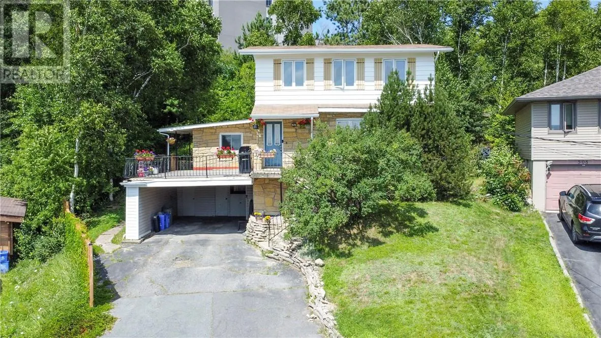512 Edgehill Drive