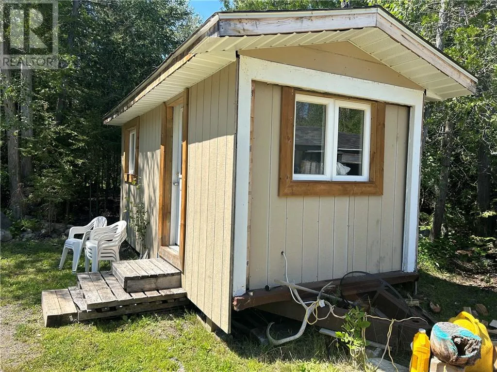 1137 Bay Estates South