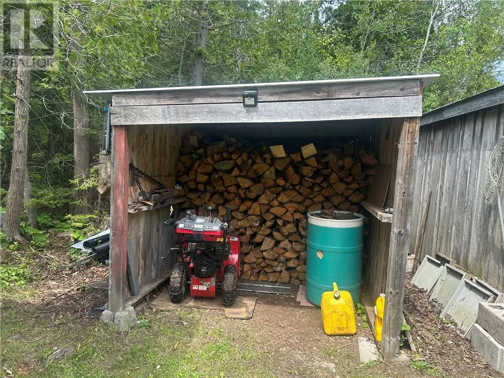 1137 Bay Estates South