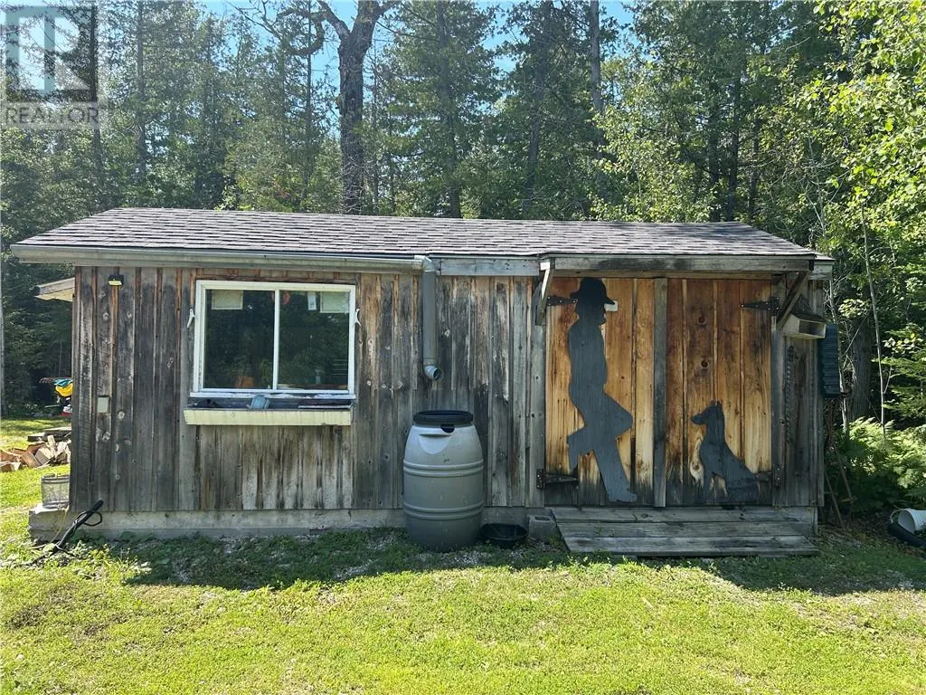 1137 Bay Estates South