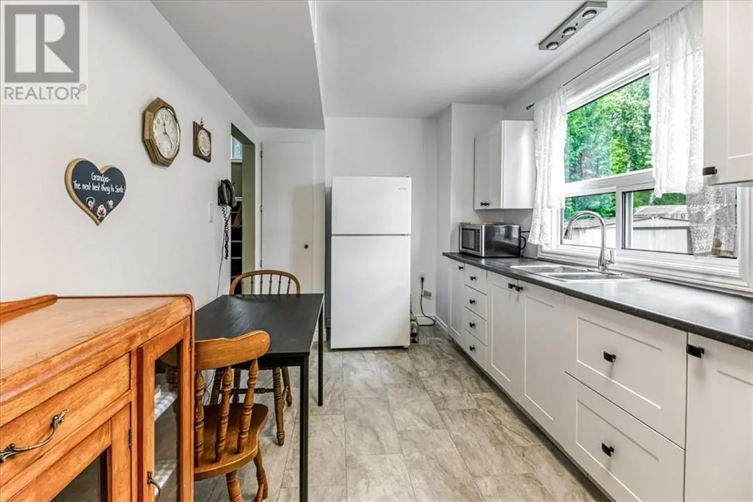 272 Eleventh Avenue