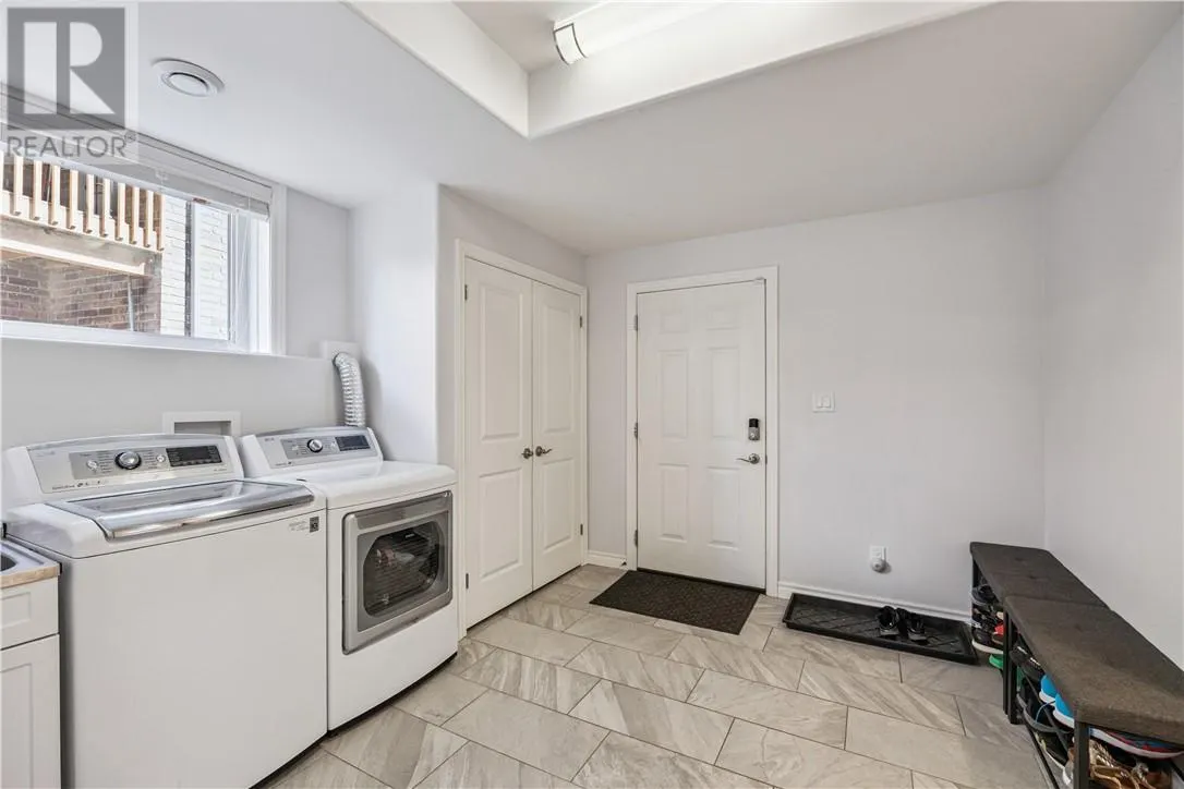 40 Palladium Place