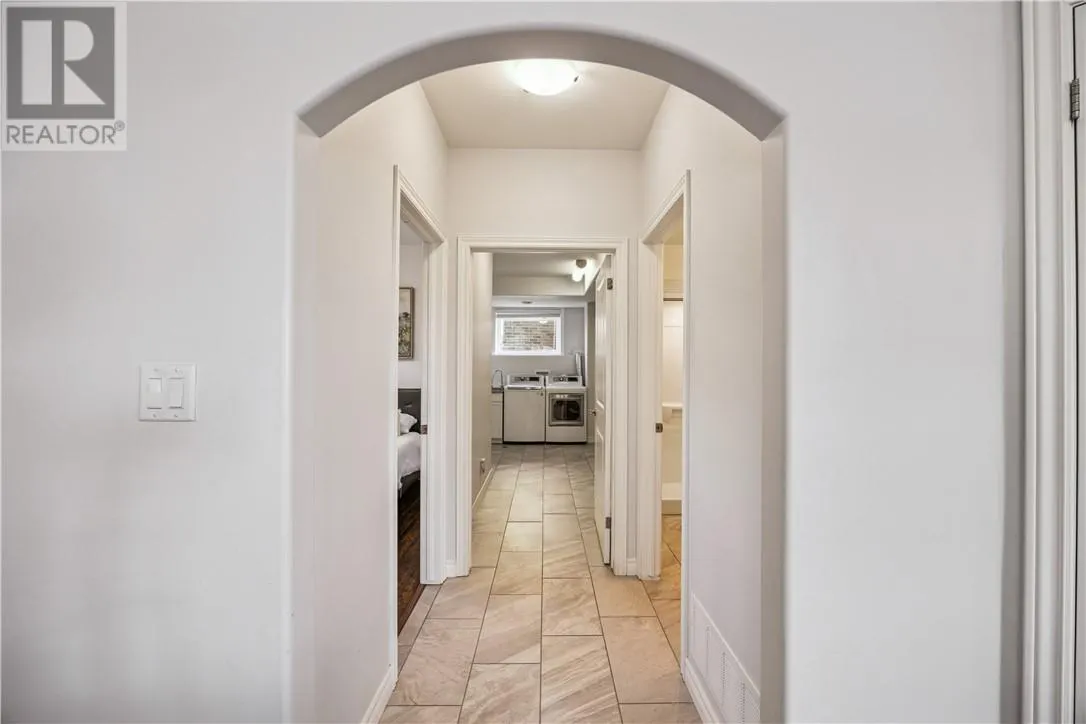 40 Palladium Place