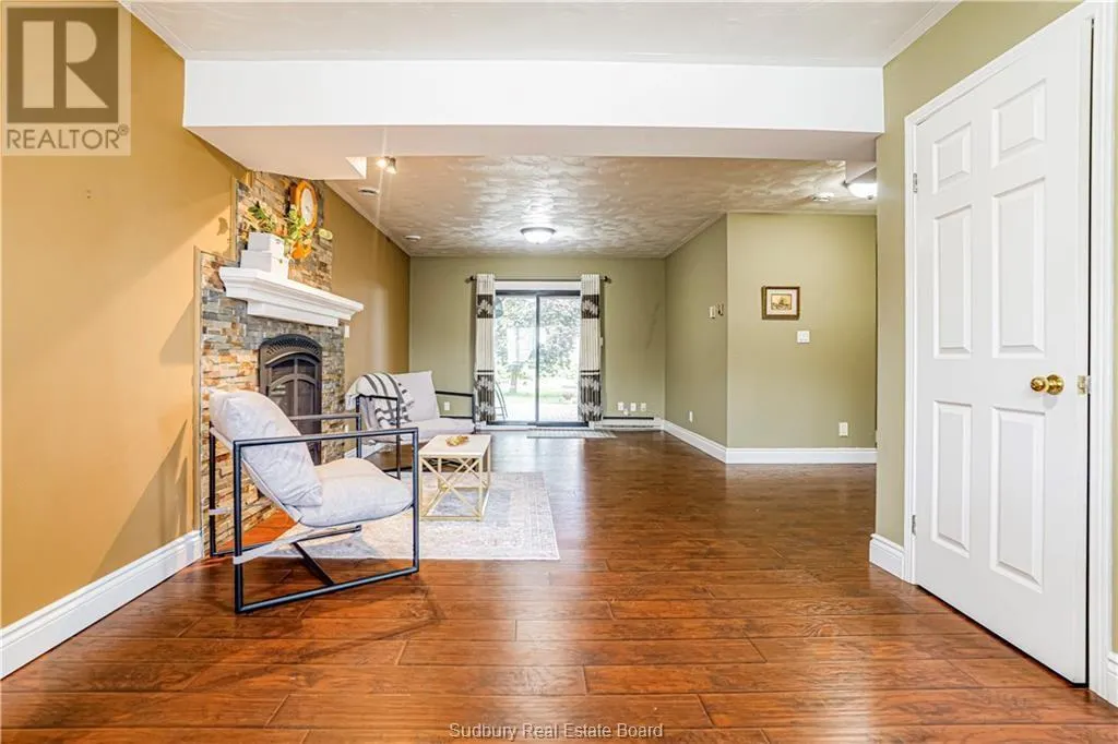 20 Forestdale