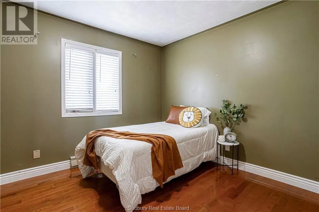 20 Forestdale