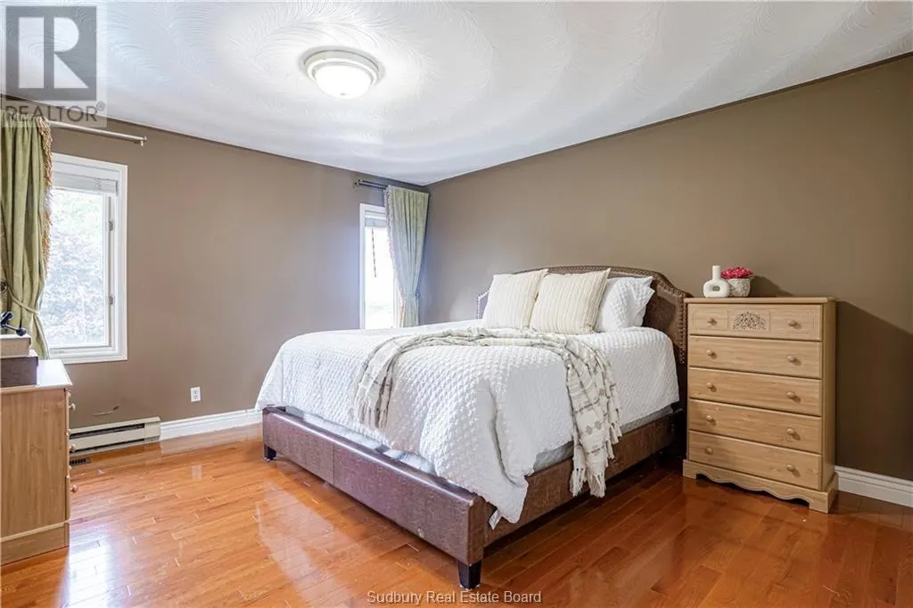 20 Forestdale