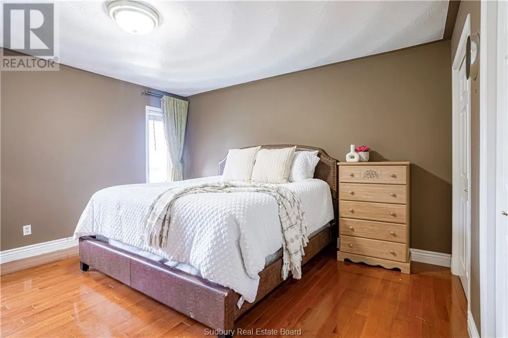 20 Forestdale