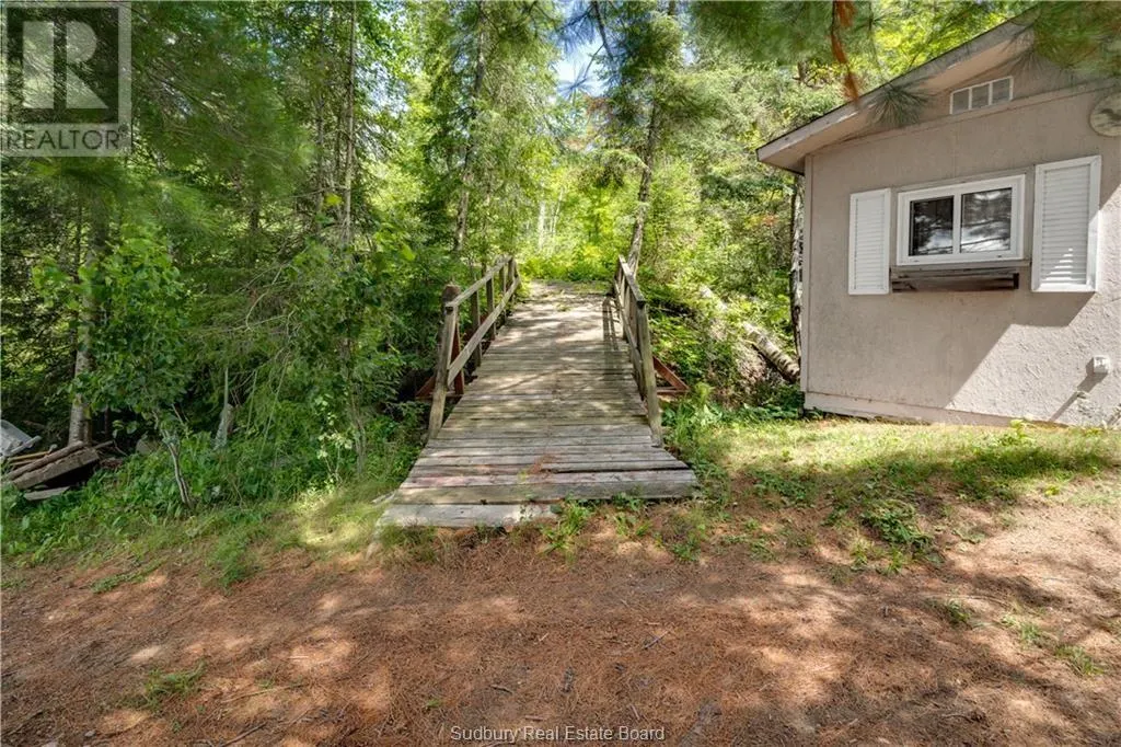 4 Birch Lake Way