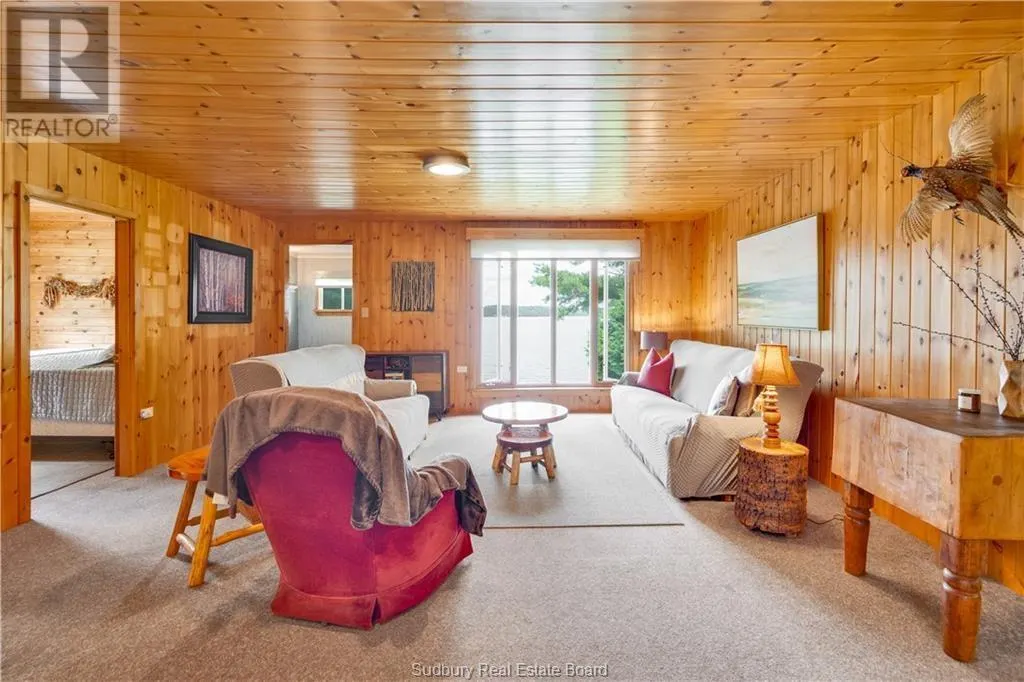 4 Birch Lake Way
