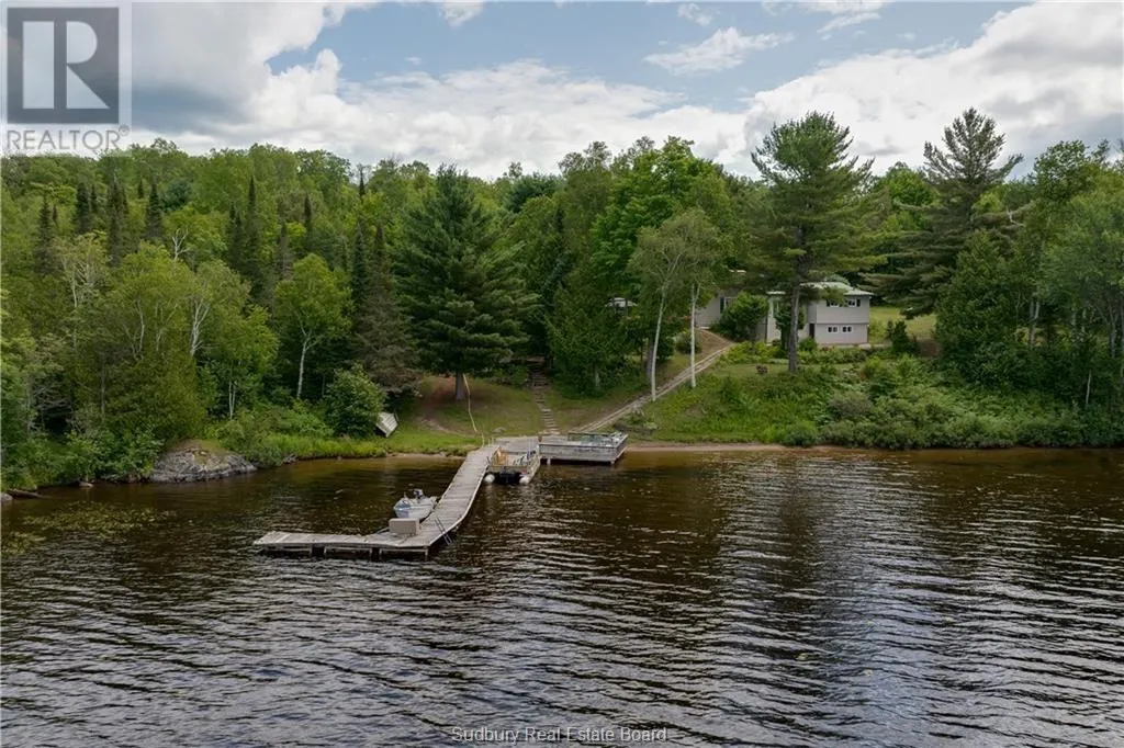 4 Birch Lake Way
