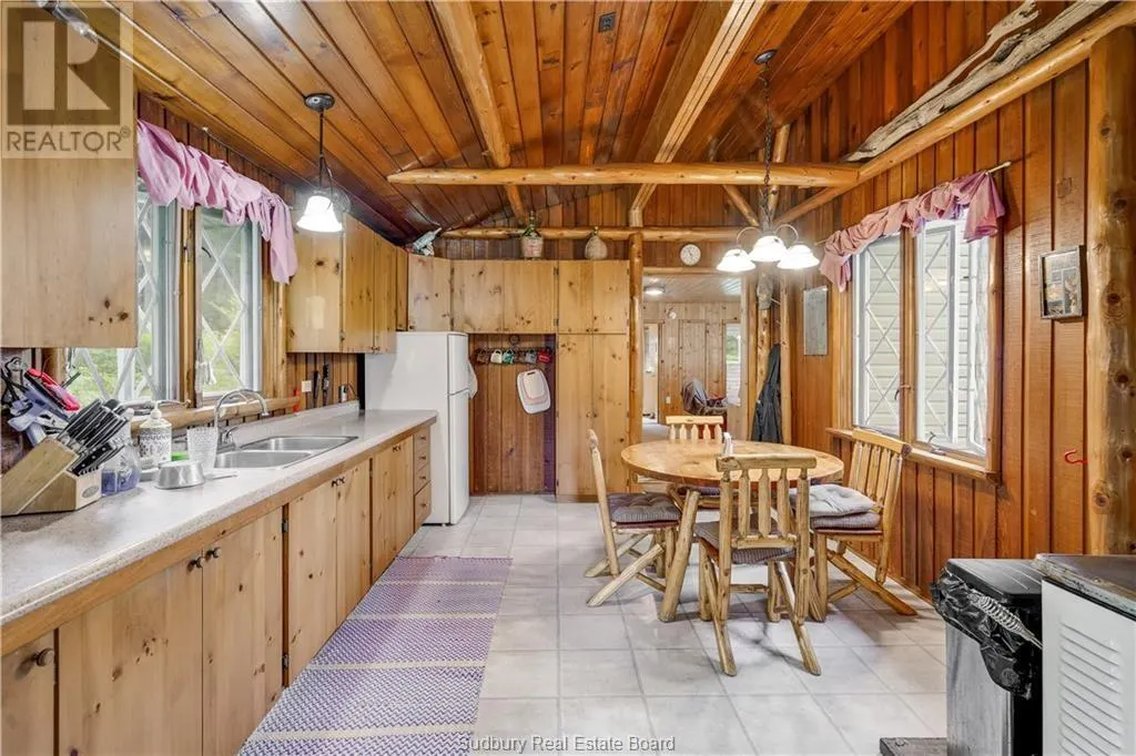 4 Birch Lake Way