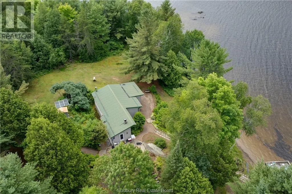 4 Birch Lake Way