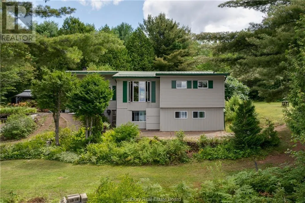4 Birch Lake Way