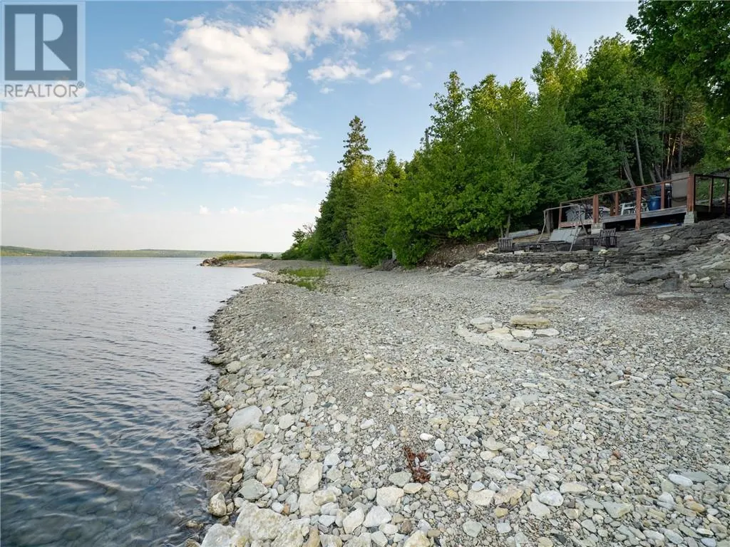 33 Sunova Beach Road