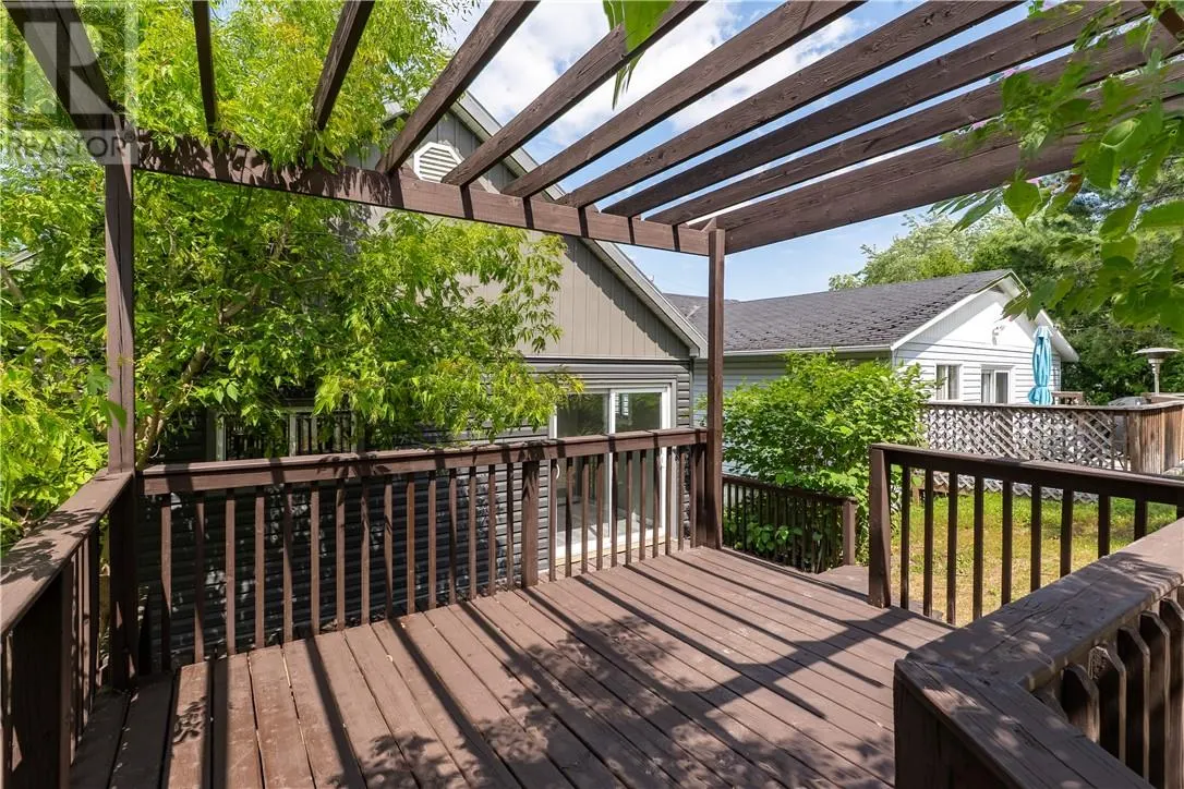 879 Howey Drive