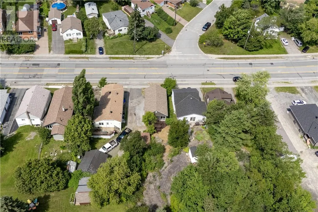 879 Howey Drive