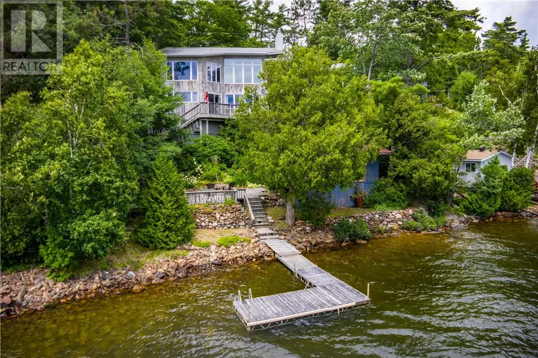 51 Panache North Shore Road