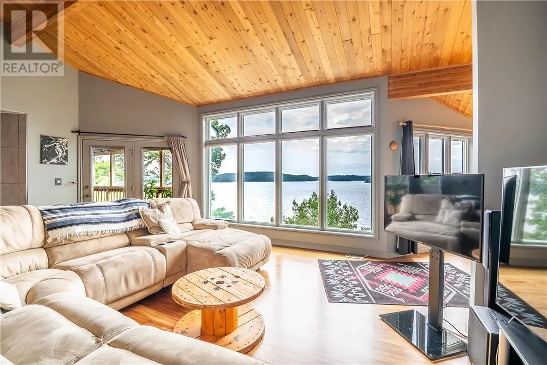 51 Panache North Shore Road