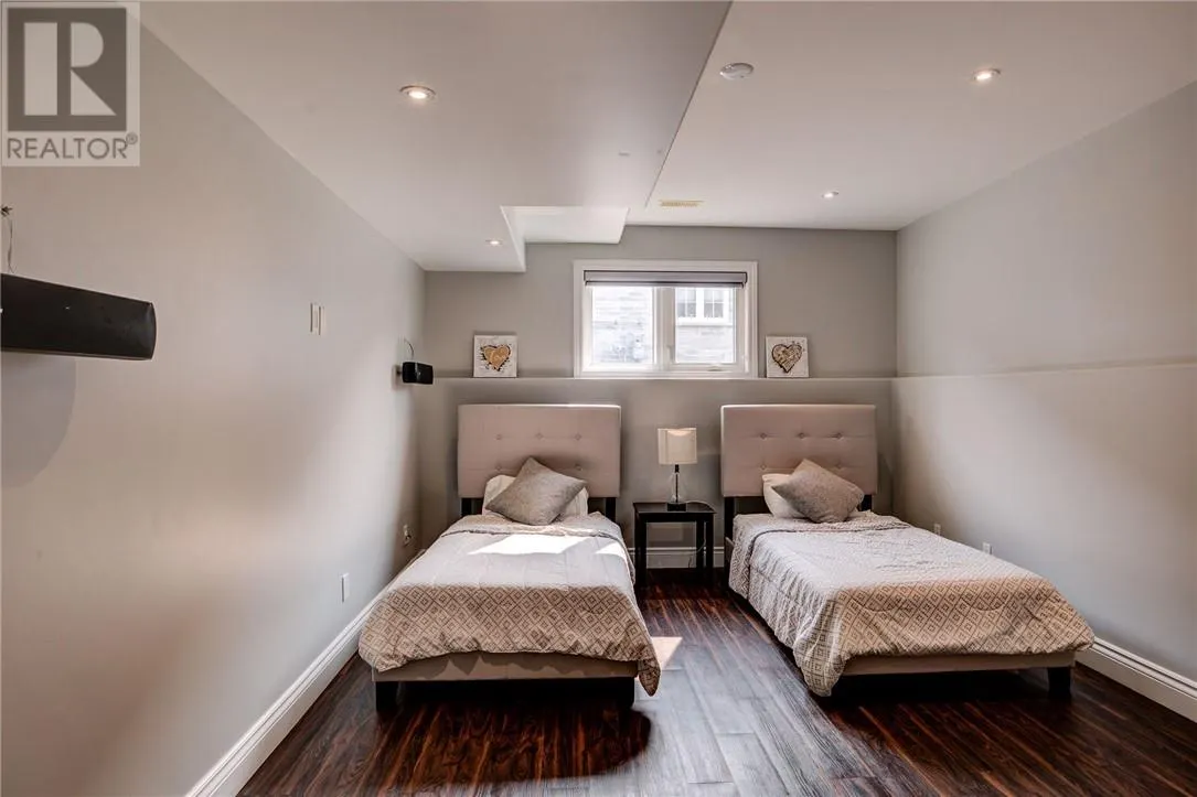 3435 Edna Street