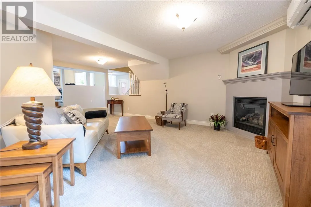 3 Aspenwood Court