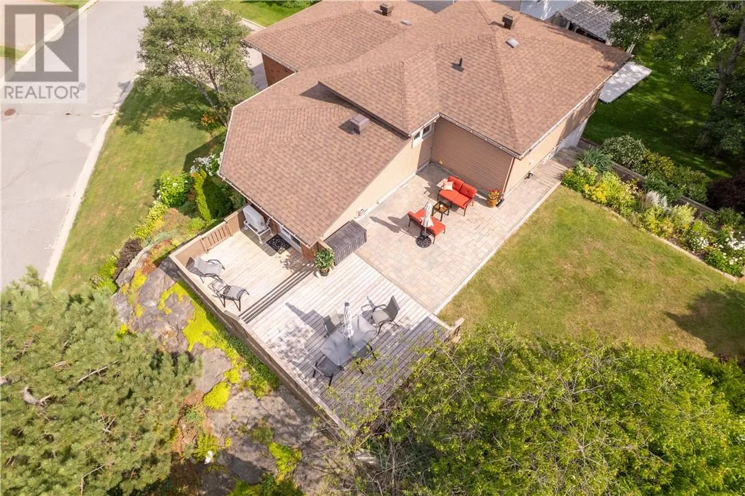 3 Aspenwood Court