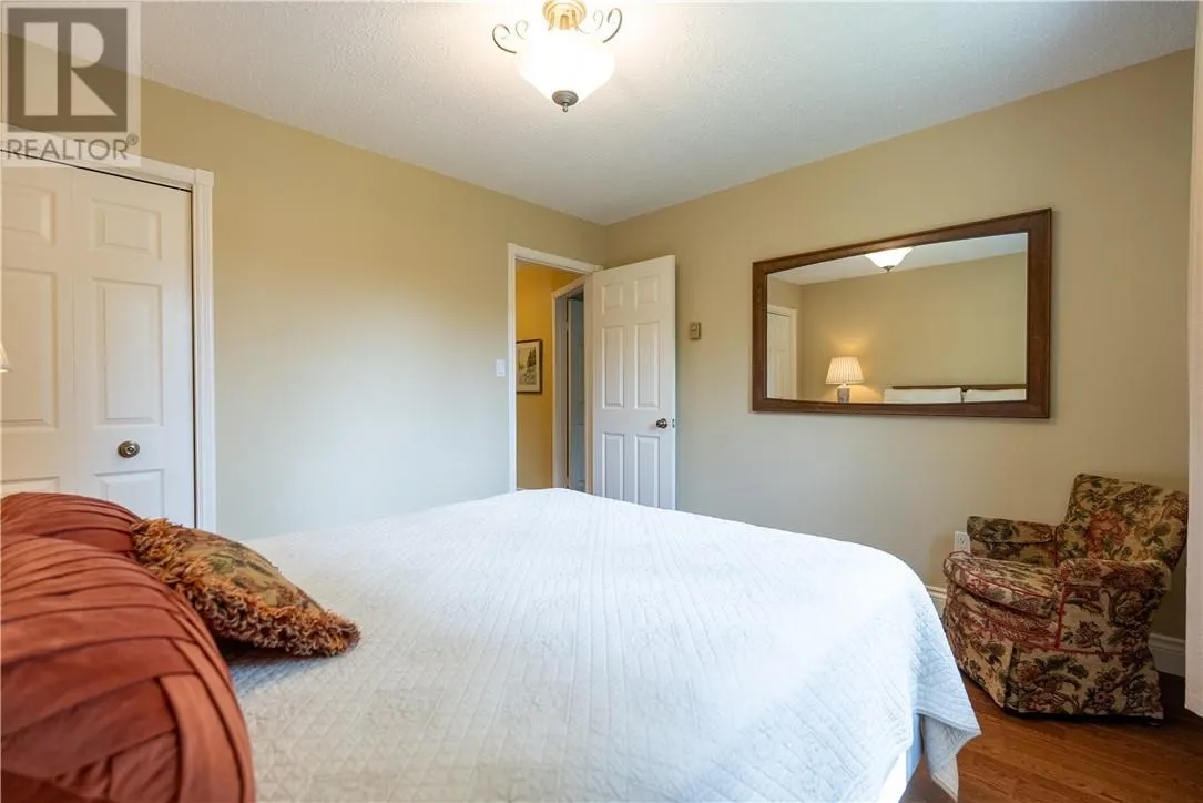 3 Aspenwood Court