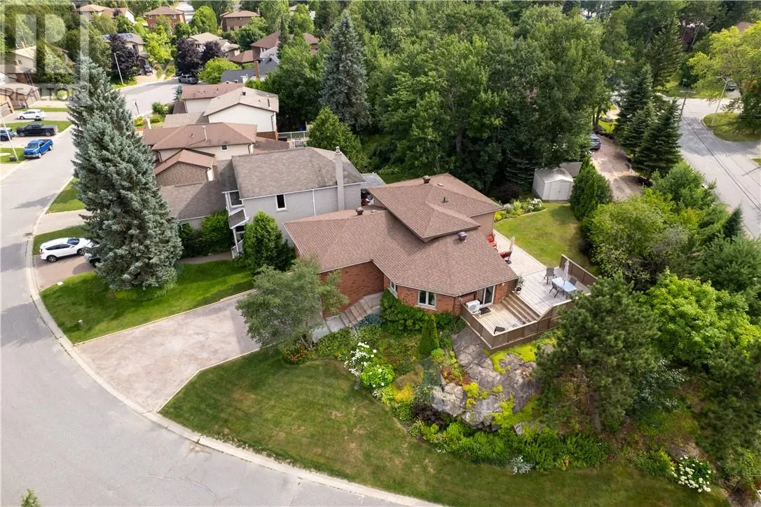 3 Aspenwood Court