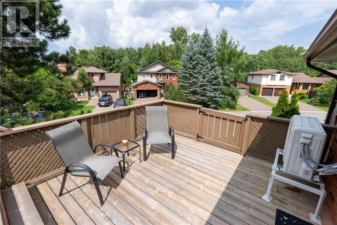 3 Aspenwood Court