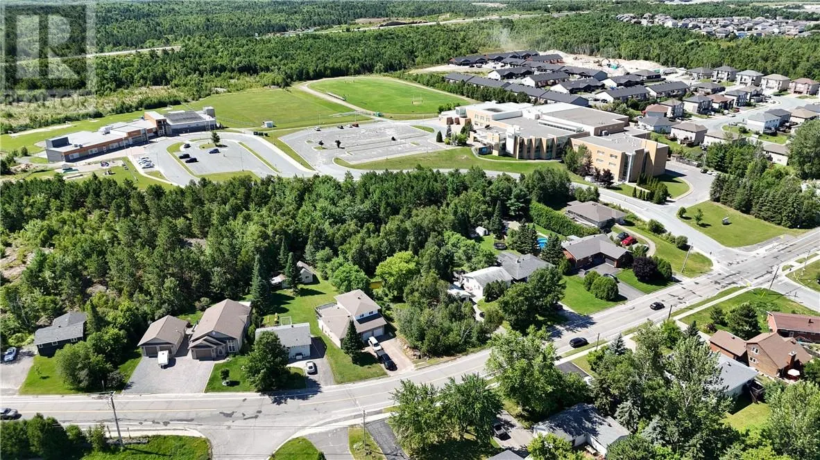 0 Algonquin