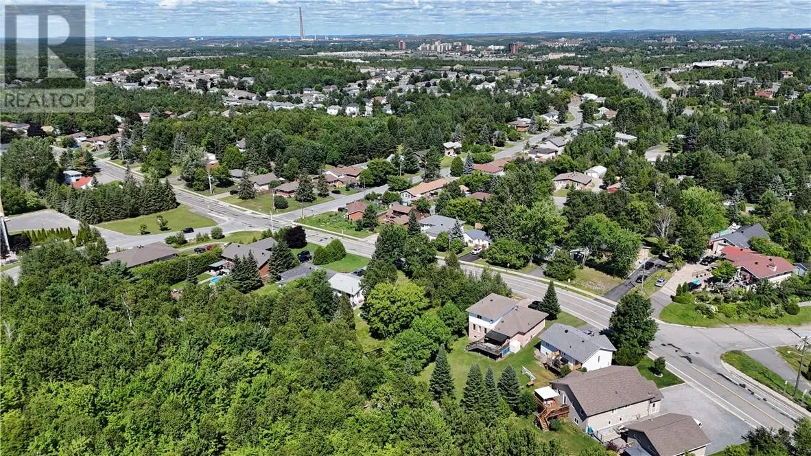 0 Algonquin