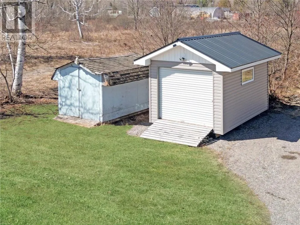 13 Hardwood Road