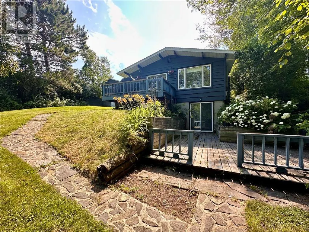 5886 Onwatin Lake Road