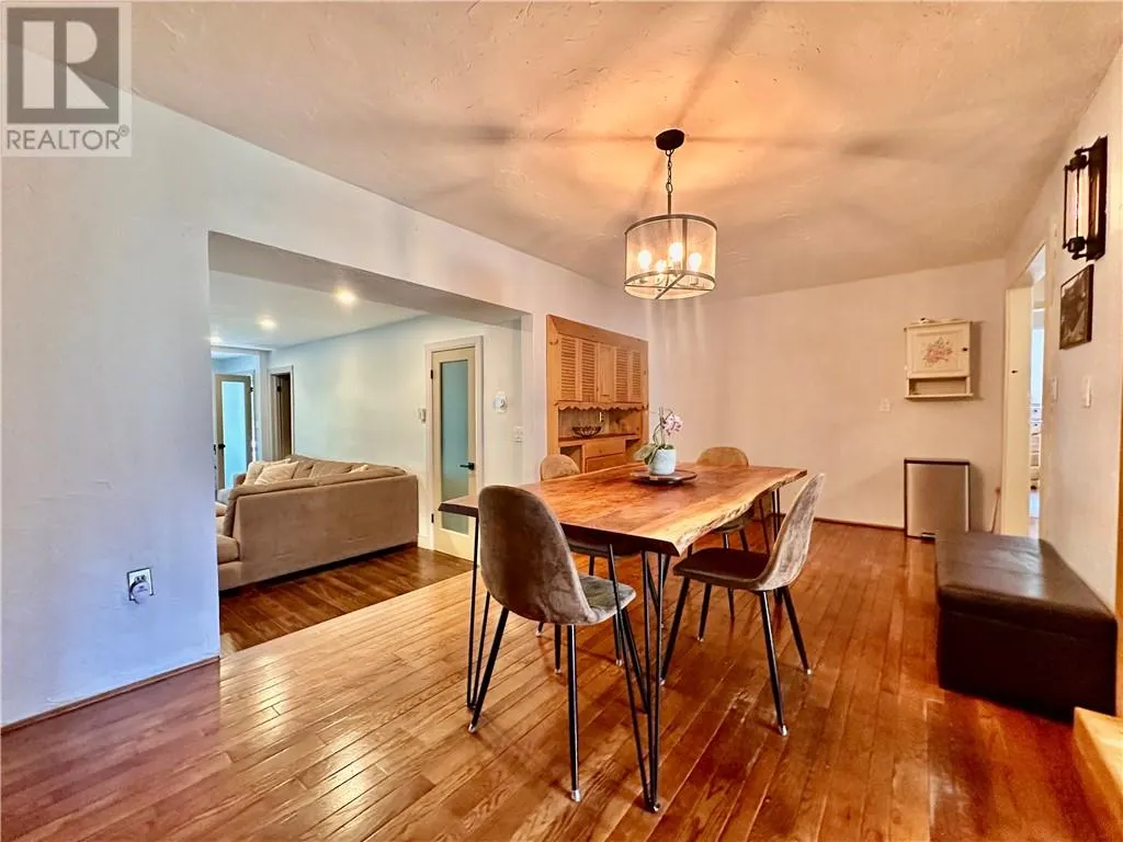 5886 Onwatin Lake Road