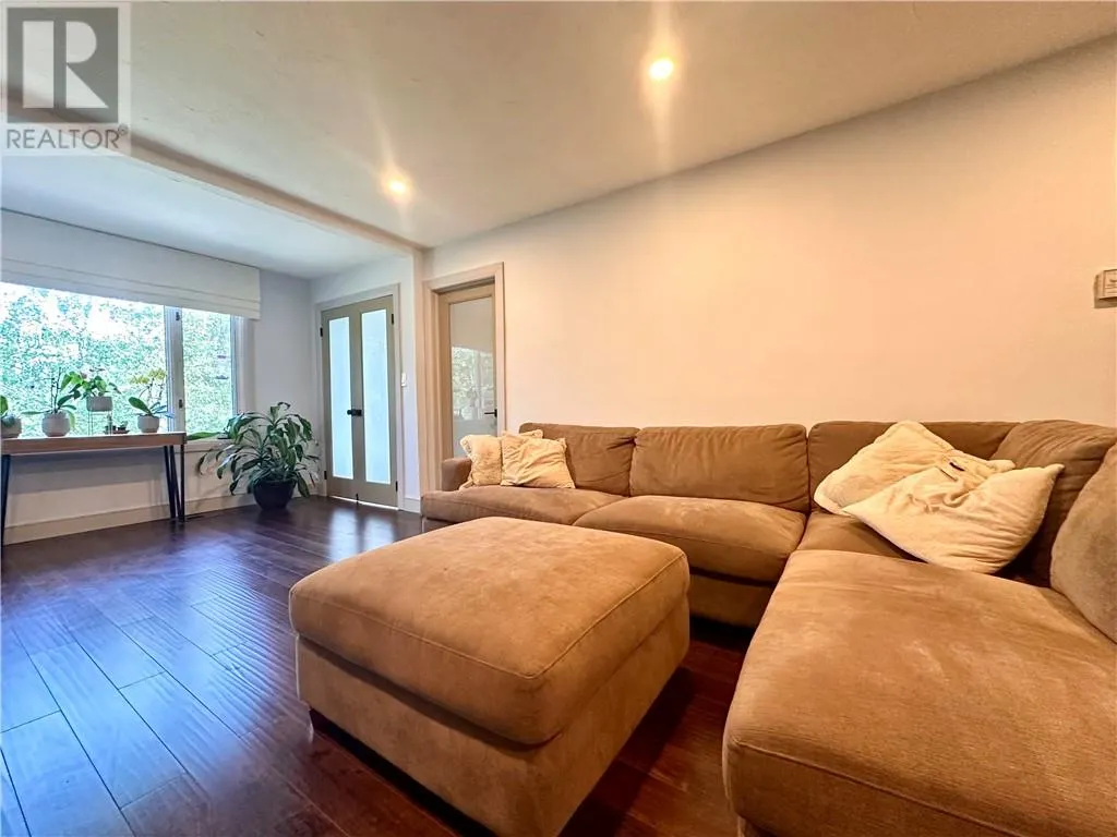 5886 Onwatin Lake Road