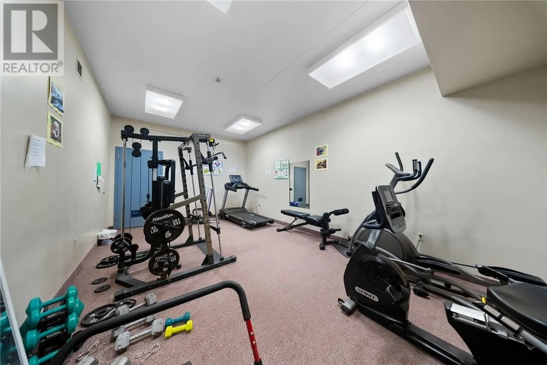 190 MOUNTAIN Street Unit# 401