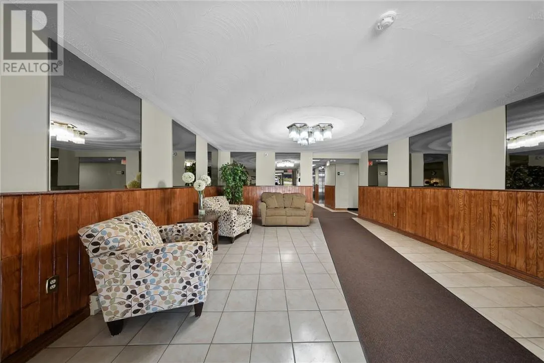 190 MOUNTAIN Street Unit# 401