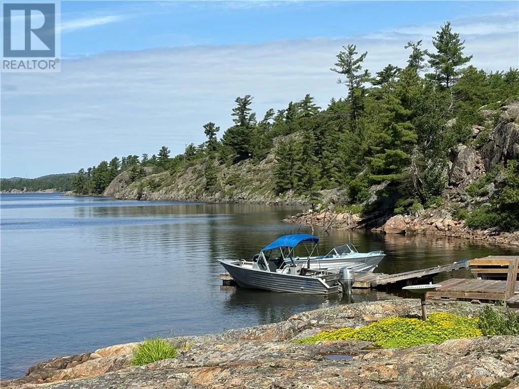 AE95 Iroquois Bay
