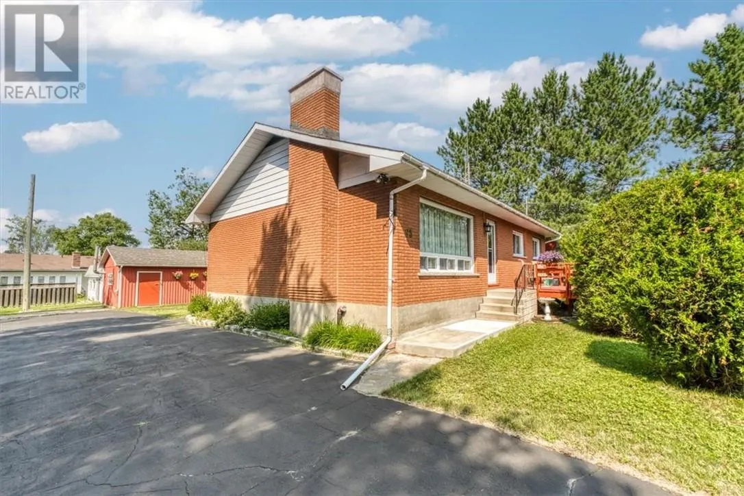 95 Dufferin Street