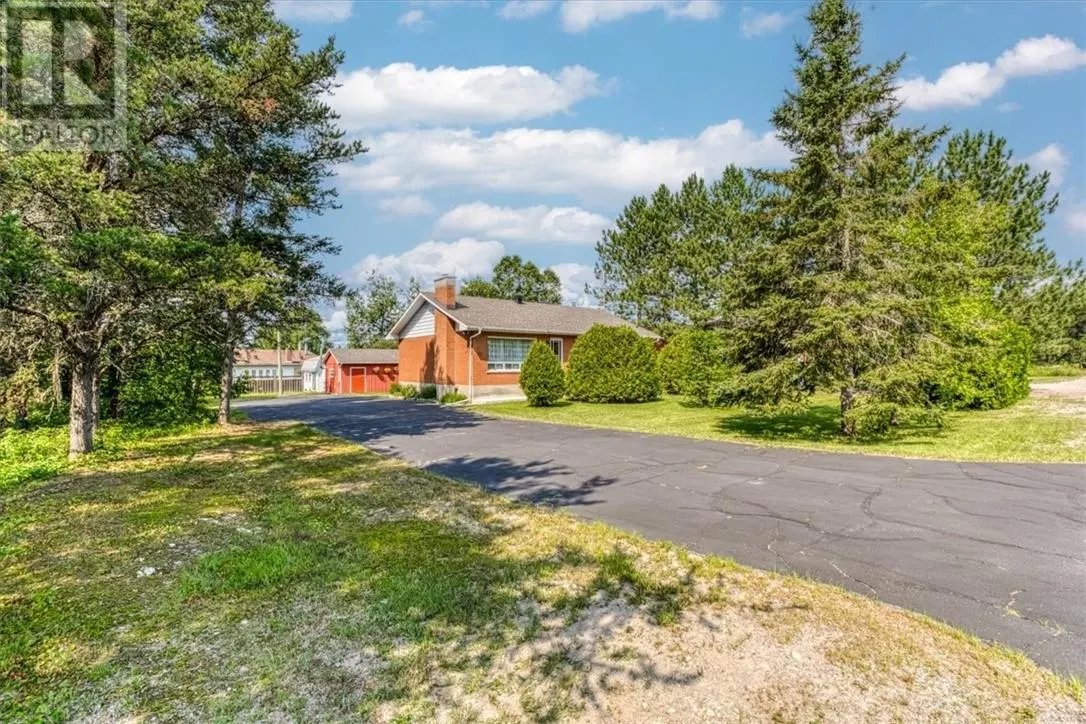 95 Dufferin Street