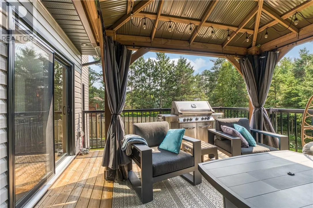 20 Chinaberry Drive