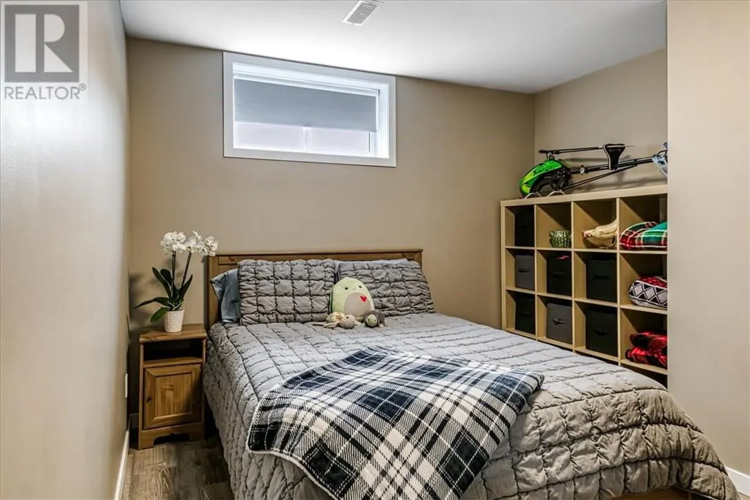 20 Chinaberry Drive