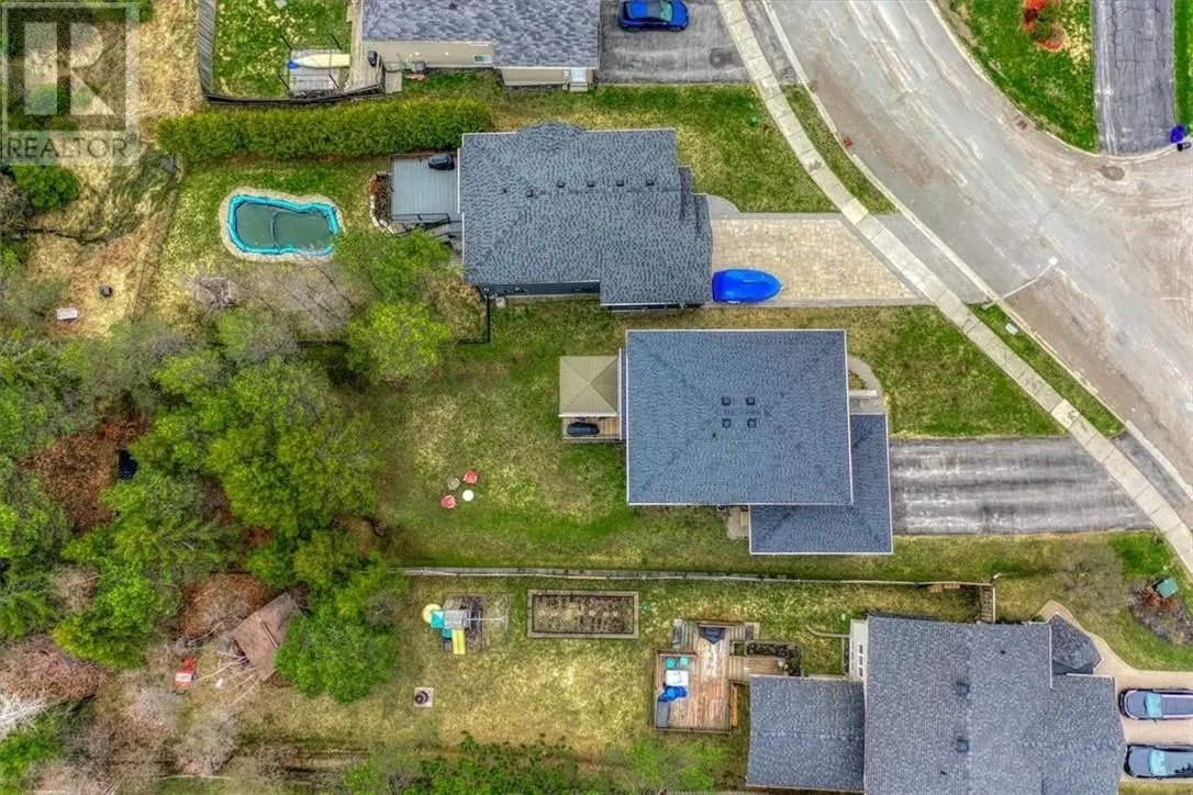 20 Chinaberry Drive
