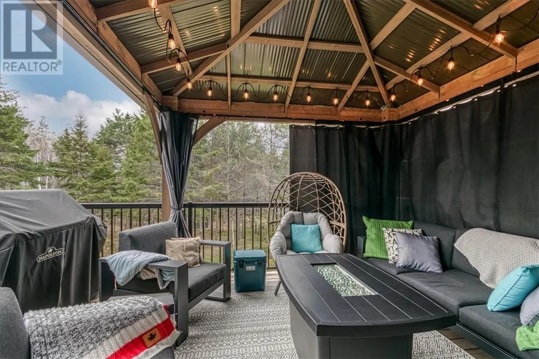 20 Chinaberry Drive