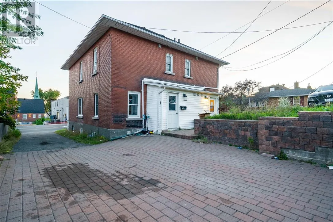 348-350 Elm Street