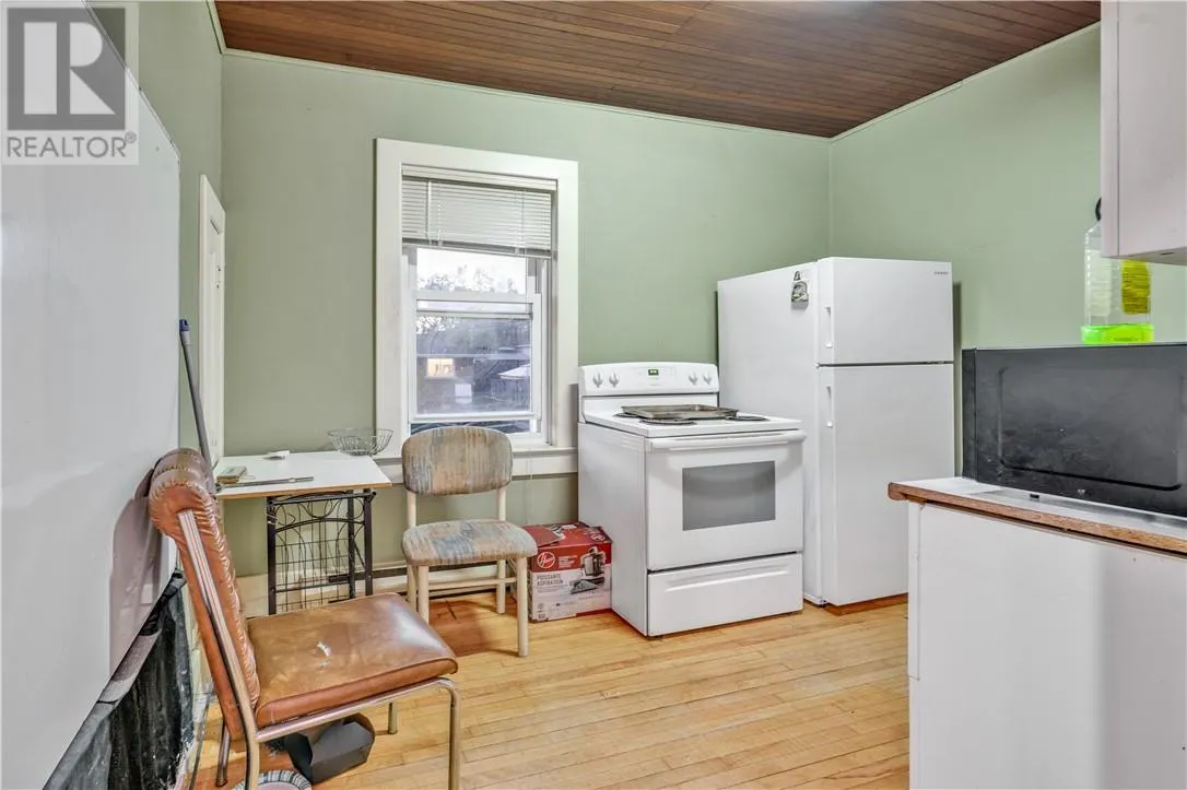 348-350 Elm Street
