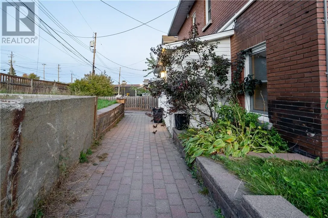 348-350 Elm Street