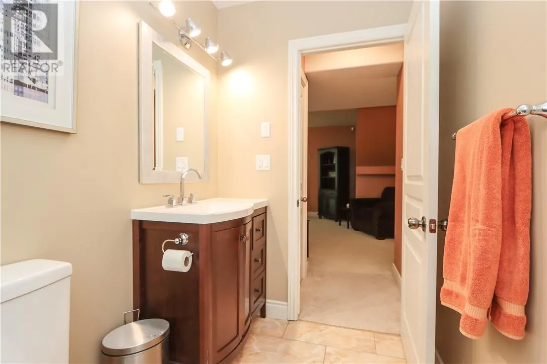 2279 Mallards Landing Drive Unit# 6