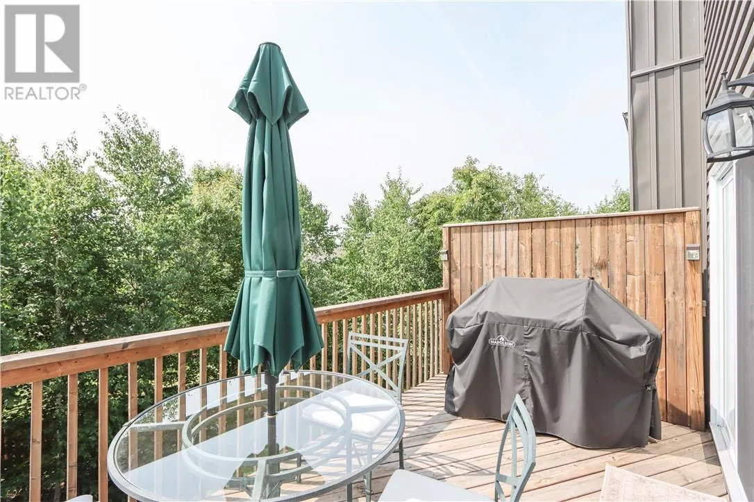 2279 Mallards Landing Drive Unit# 6