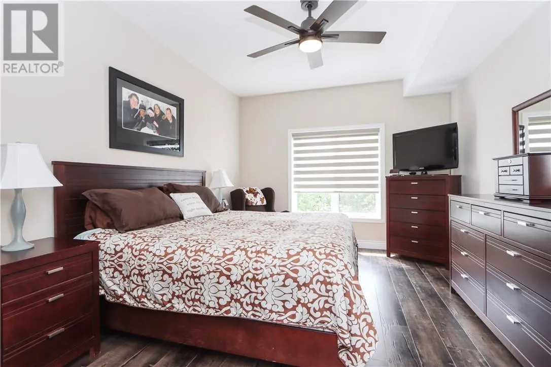 2279 Mallards Landing Drive Unit# 6