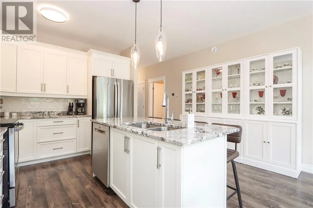 2279 Mallards Landing Drive Unit# 6